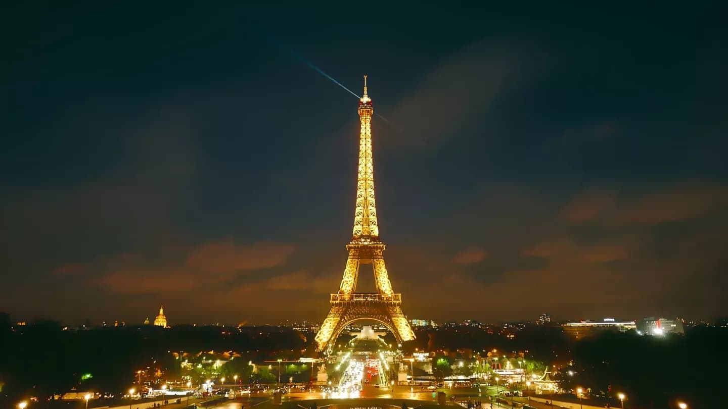 Eiffel Tower (France)